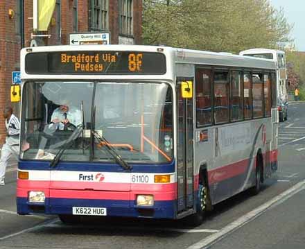 First Leeds Scania N113 Alexander AF